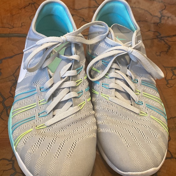 Nike Free - Picture 4 of 4